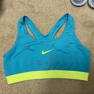 Nike Dry Fit sports bra